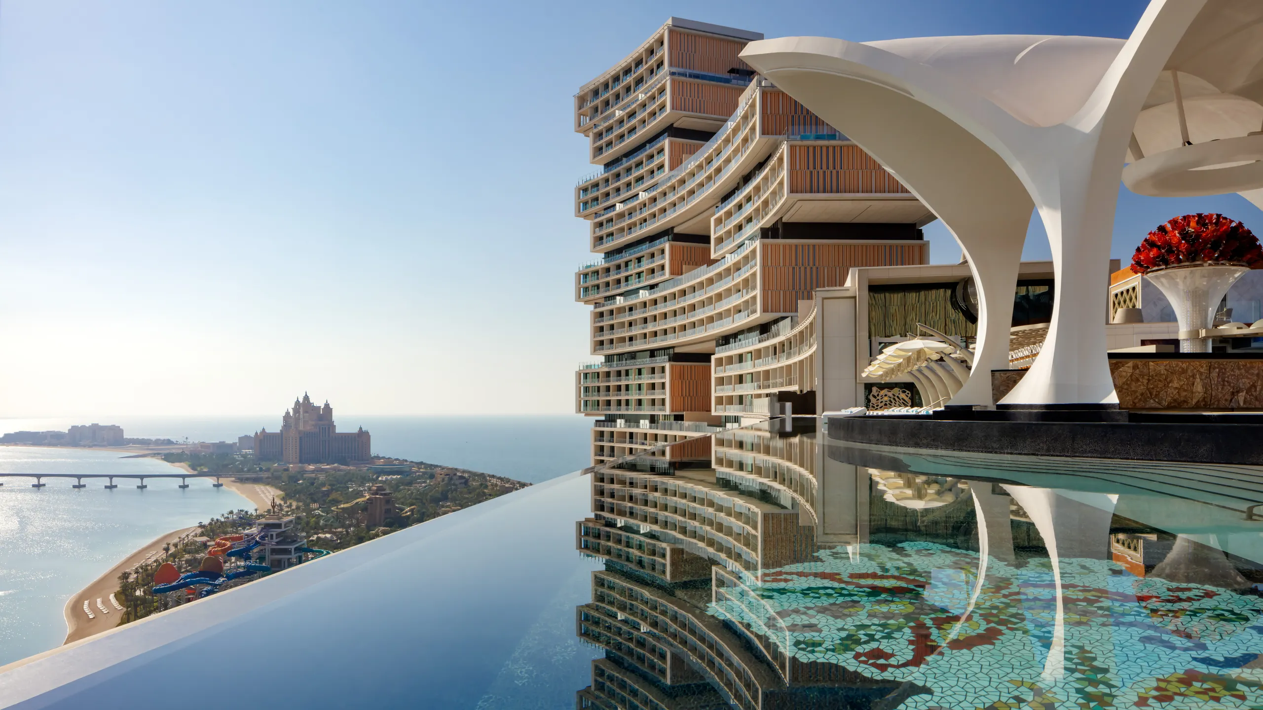 Atlantis The Royal vs. Atlantis Paradise Island: Which is Better For Your Trip?